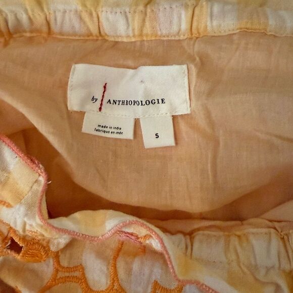 By Anthropologie Embroidered Cutout Tank Floral
Ruffles Small-V9 - Picture 6 of 6